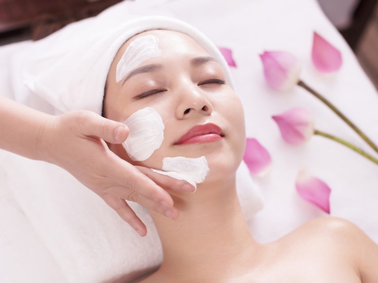 Chăm sóc làn da từ bên trong – Đừng chỉ phụ thuộc vào mỹ phẩm